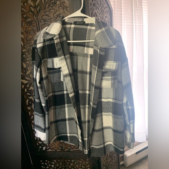Plaid over shirt - Picture 3 of 4